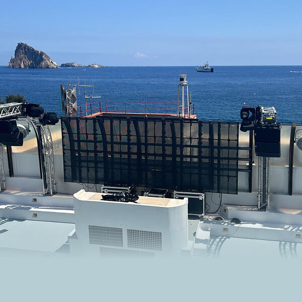 Yes Tech MT P3.9-7.8 @ Panarea_1_.jpg